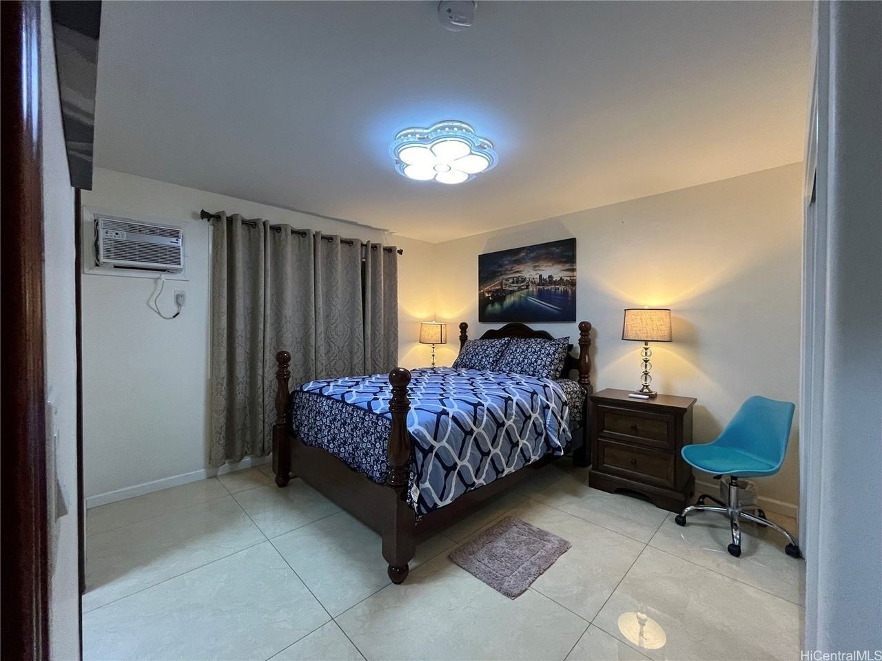 3223A Monsarrat Ave - Photo 3 of 15