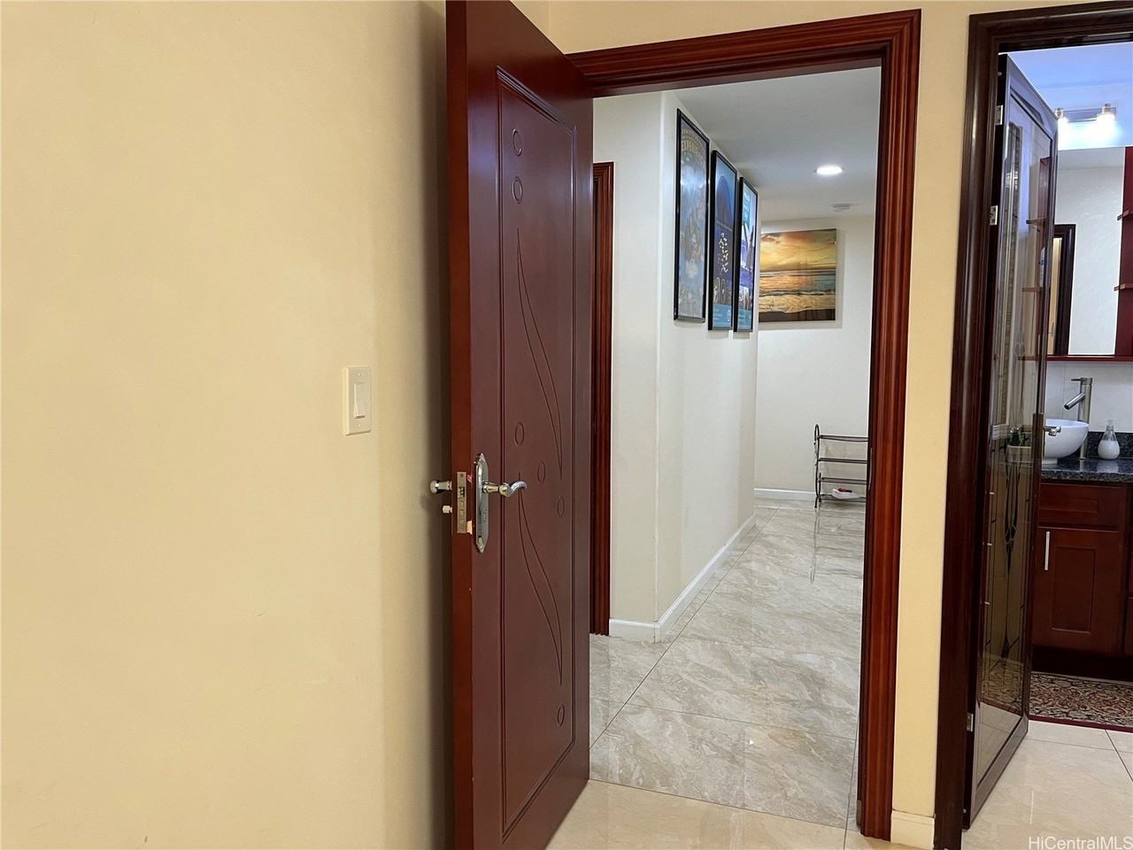 3223A Monsarrat Ave - Photo 6 of 15