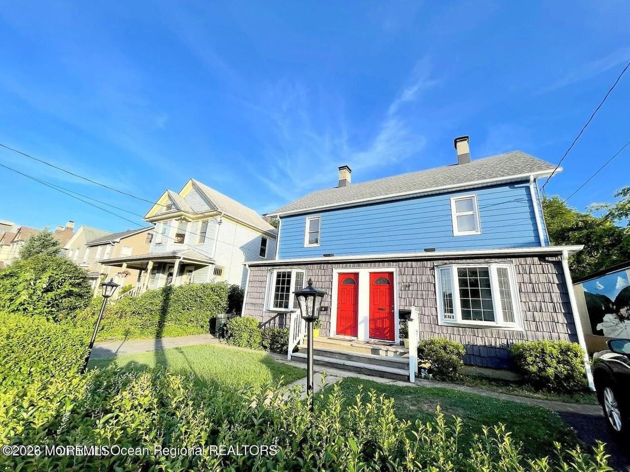 137 Oakland St - Photo 2 of 35