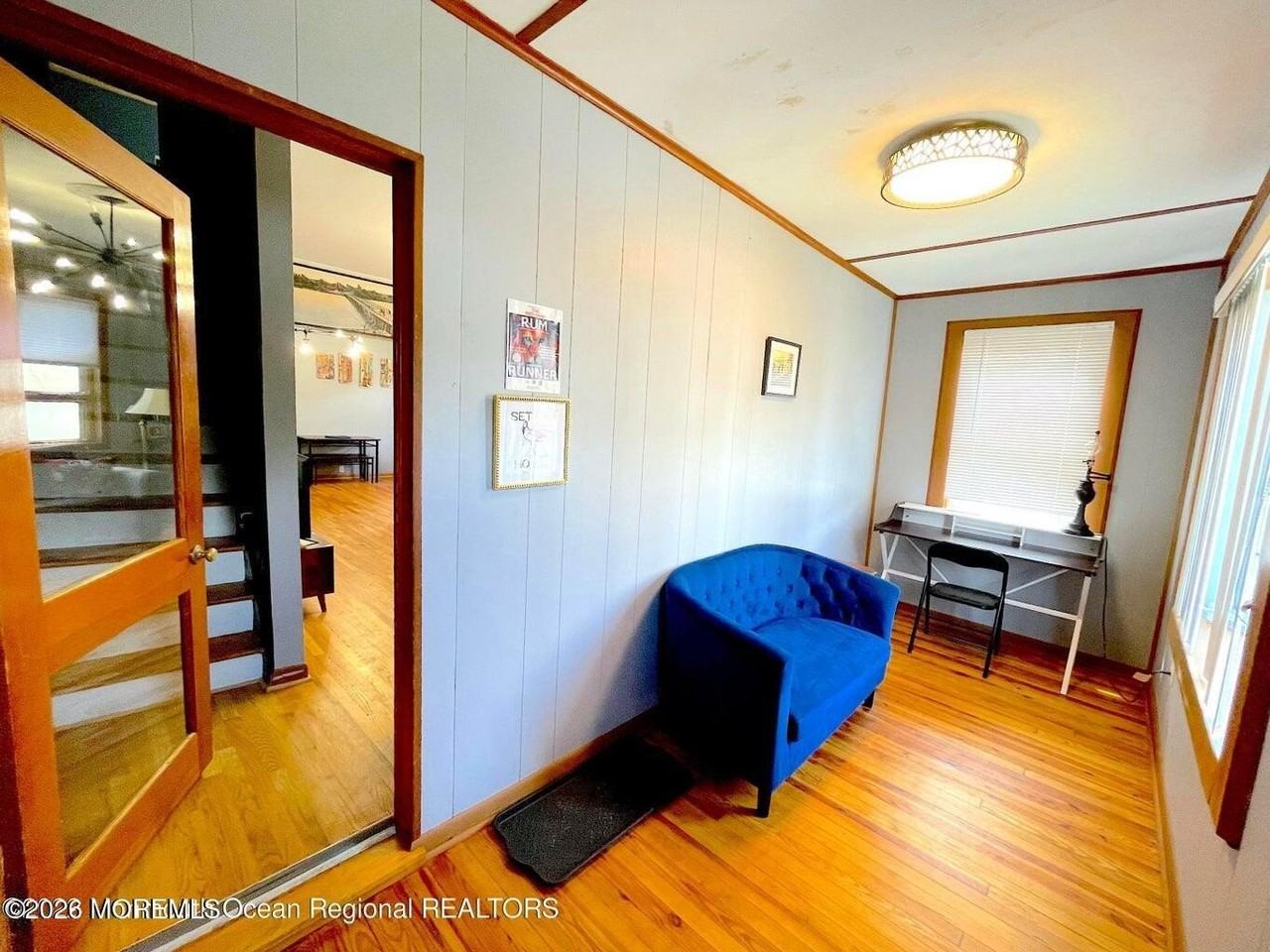 137 Oakland St - Photo 4 of 35