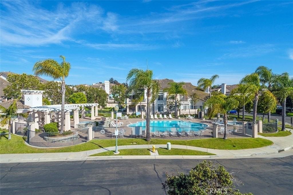 265 Shorebreaker Dr - Photo 6 of 9