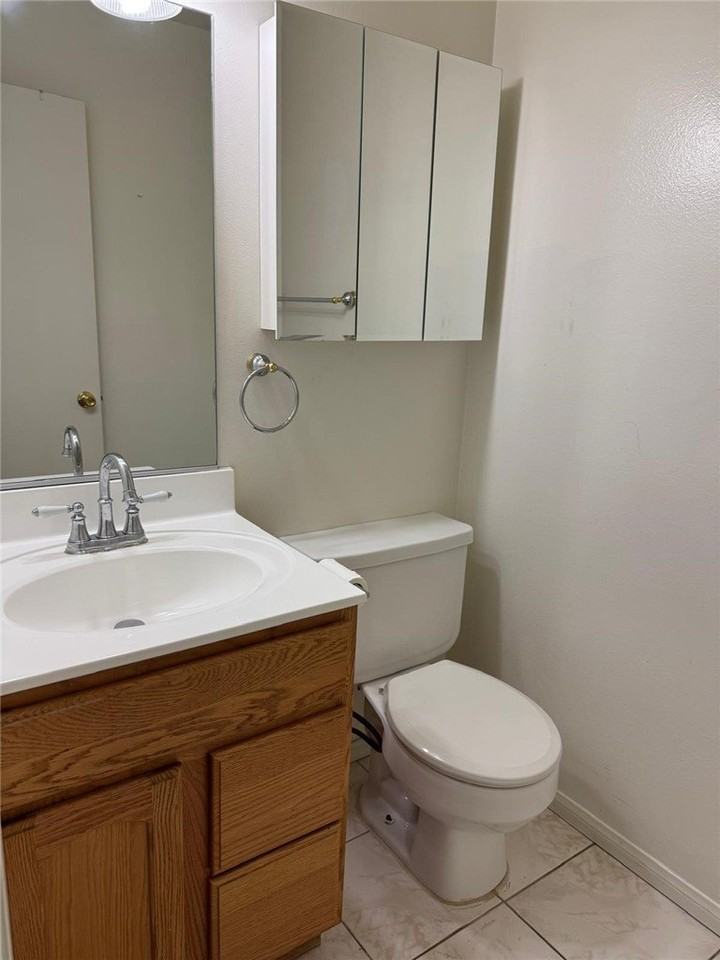 8 Springfield - Photo 4 of 4