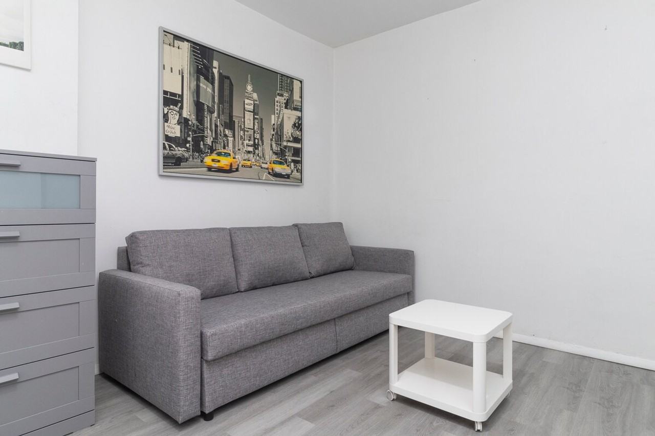 131 E 94th St #1032065P - Photo 3 of 21