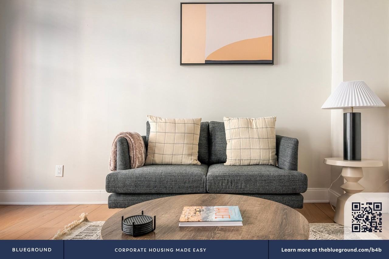 44 Bromfield Street - Photo 6 of 21