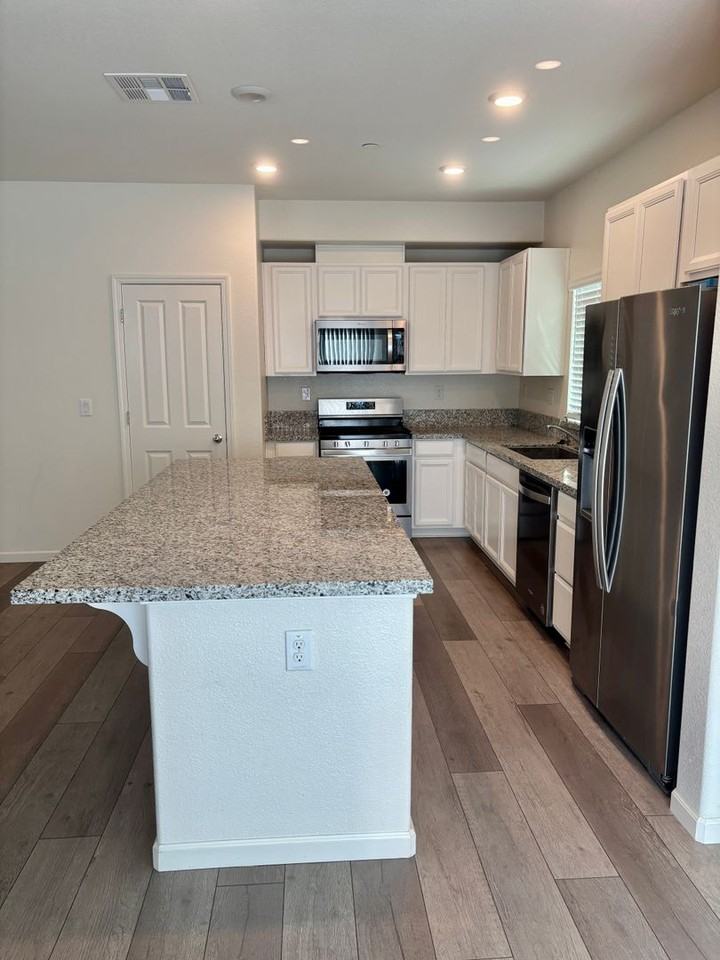 26 Bridgehome Ct - Photo 6 of 16