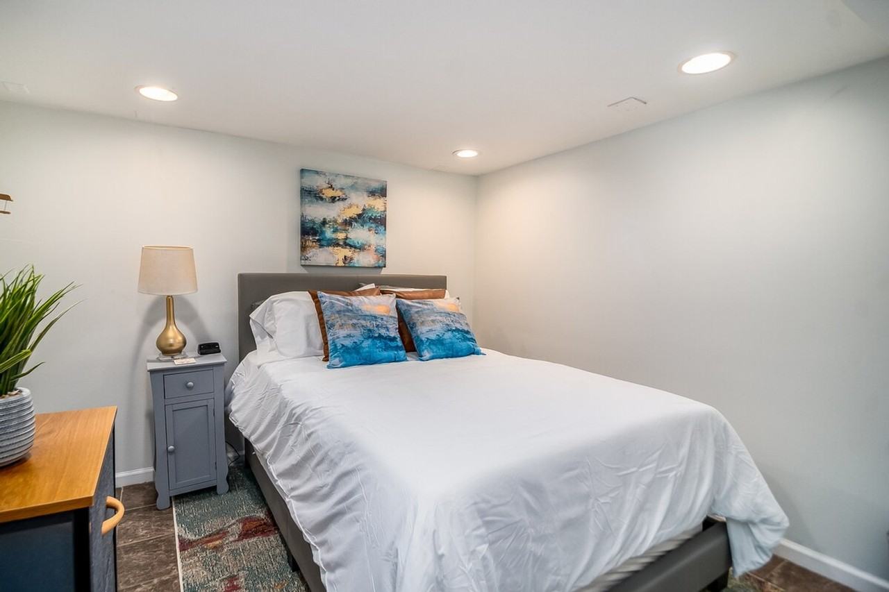 334 S Wisconsin Ave #1285085P - Photo 3 of 22