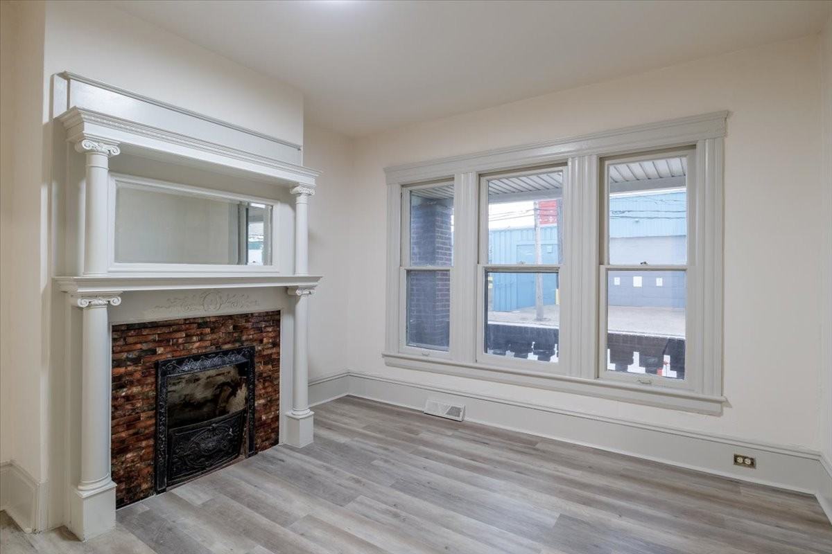 3139 Perkins Ave #DOWN - Photo 4 of 9