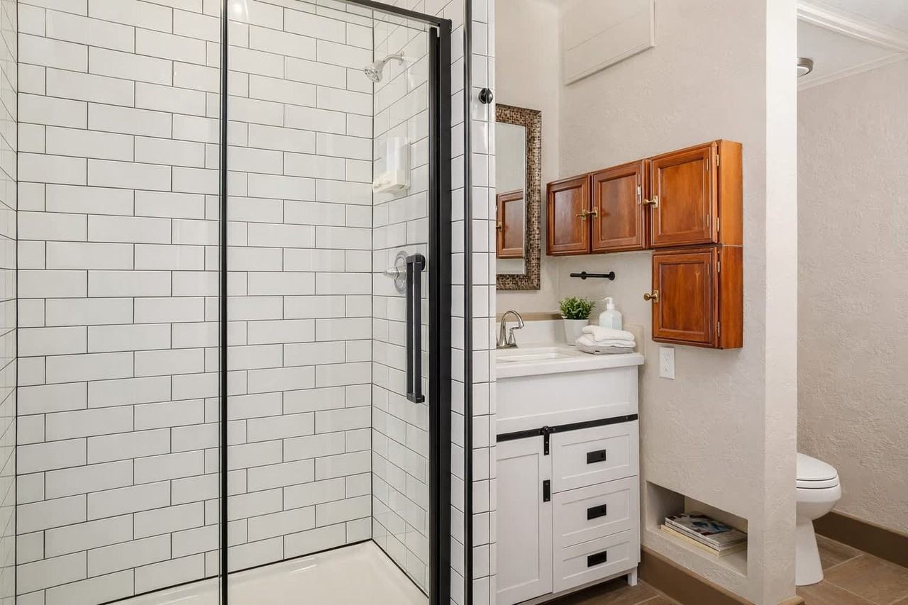 101 Algoma Blvd #1332436P - Photo 7 of 16