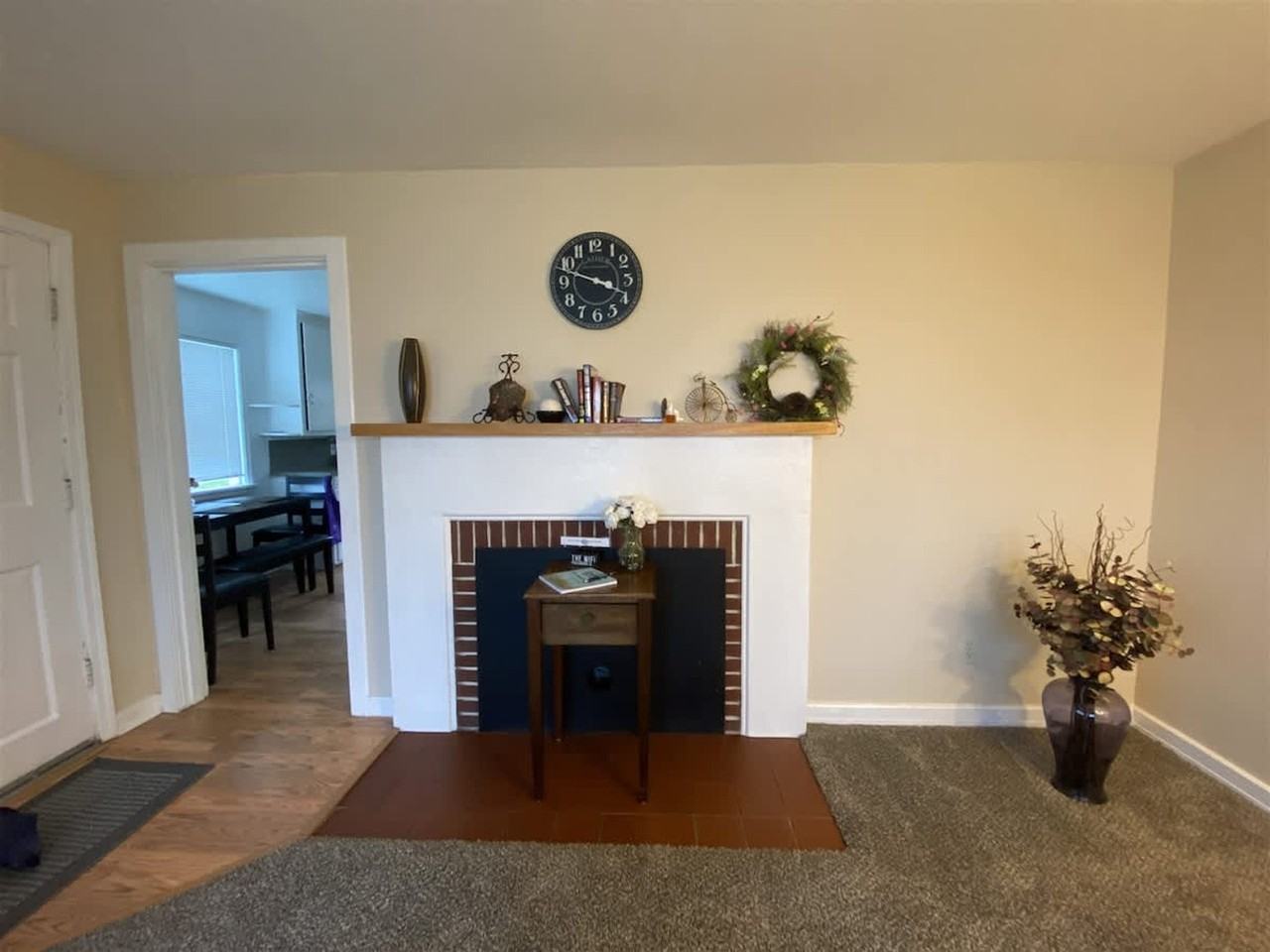 2404 S Eunice St #1336272P - Photo 2 of 12