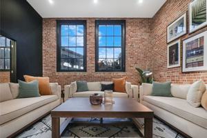 featured image of 1148 S Peters St