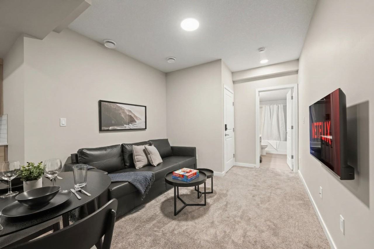 7798 Edgemont Way Nw #1363964P - Photo 2 of 27