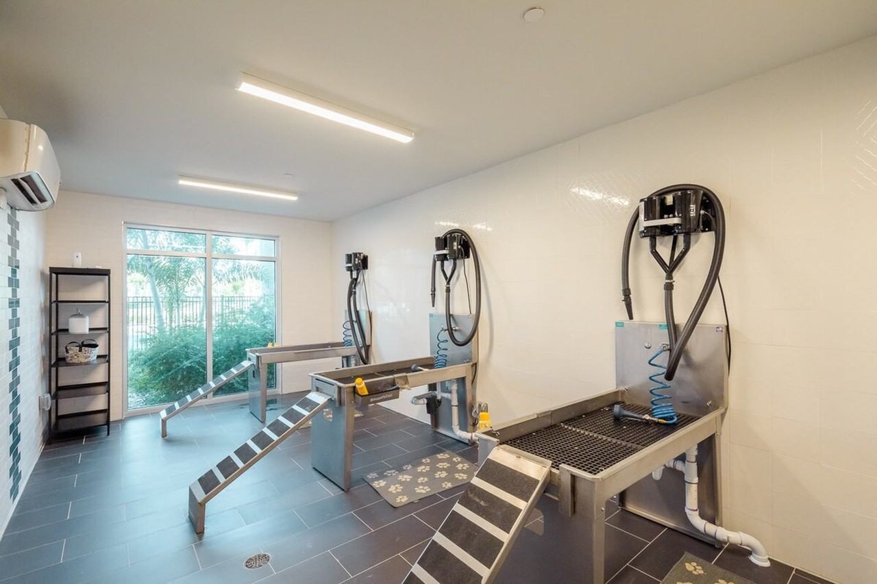 3700 Ingleside Blvd #1390816P - Photo 5 of 18