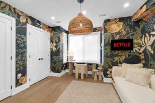 972 Danforth Ave - Photo 1 of 1