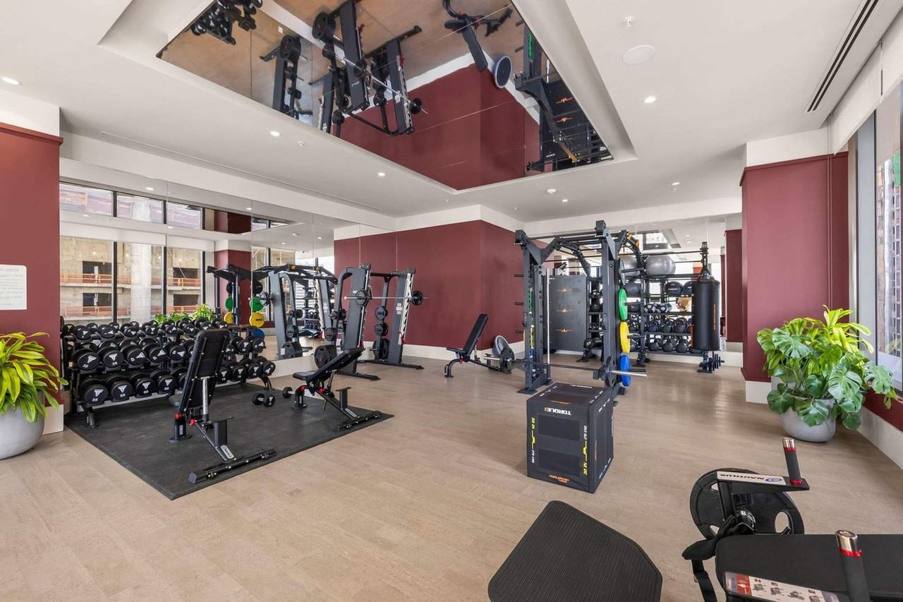 11 Ne 6th St #1471176P - Photo 6 of 39