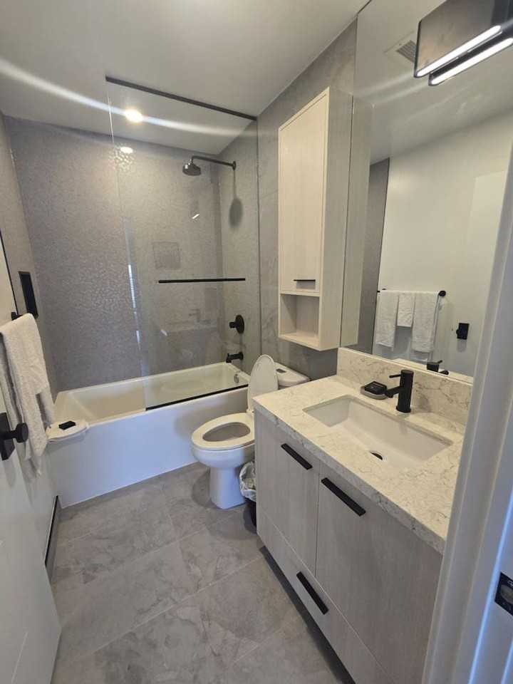 30 Mutual St #1250539P - Photo 6 of 10