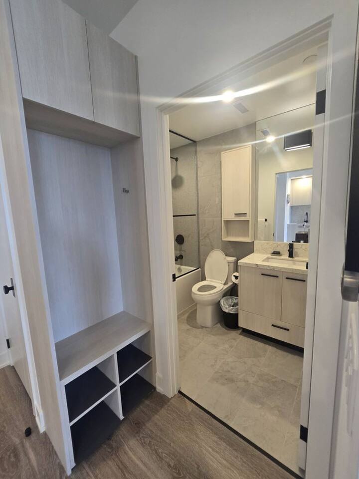 30 Mutual St #1250539P - Photo 7 of 10