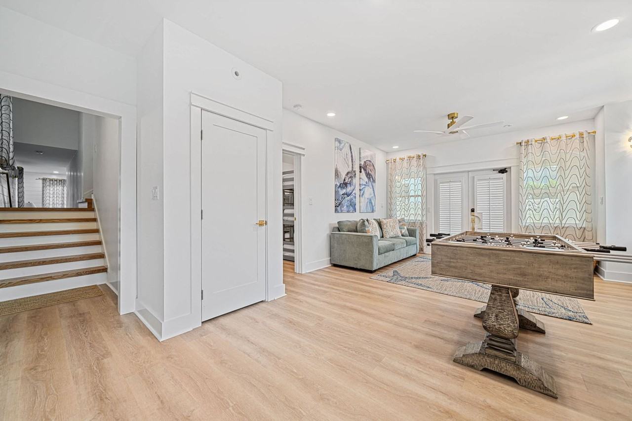 20 Saint Francis Dr S #1471179P - Photo 4 of 50