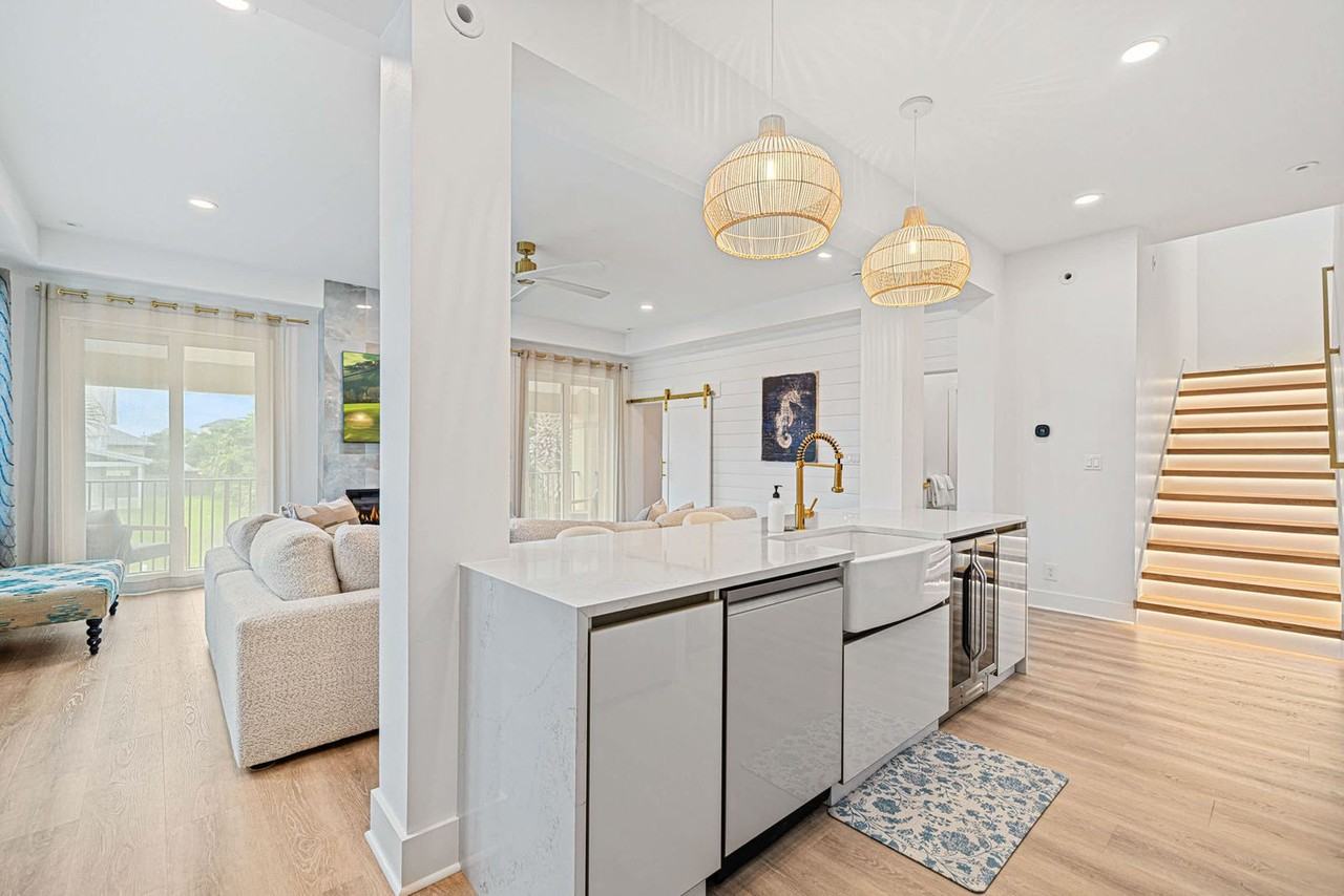 20 Saint Francis Dr S #1471179P - Photo 6 of 50