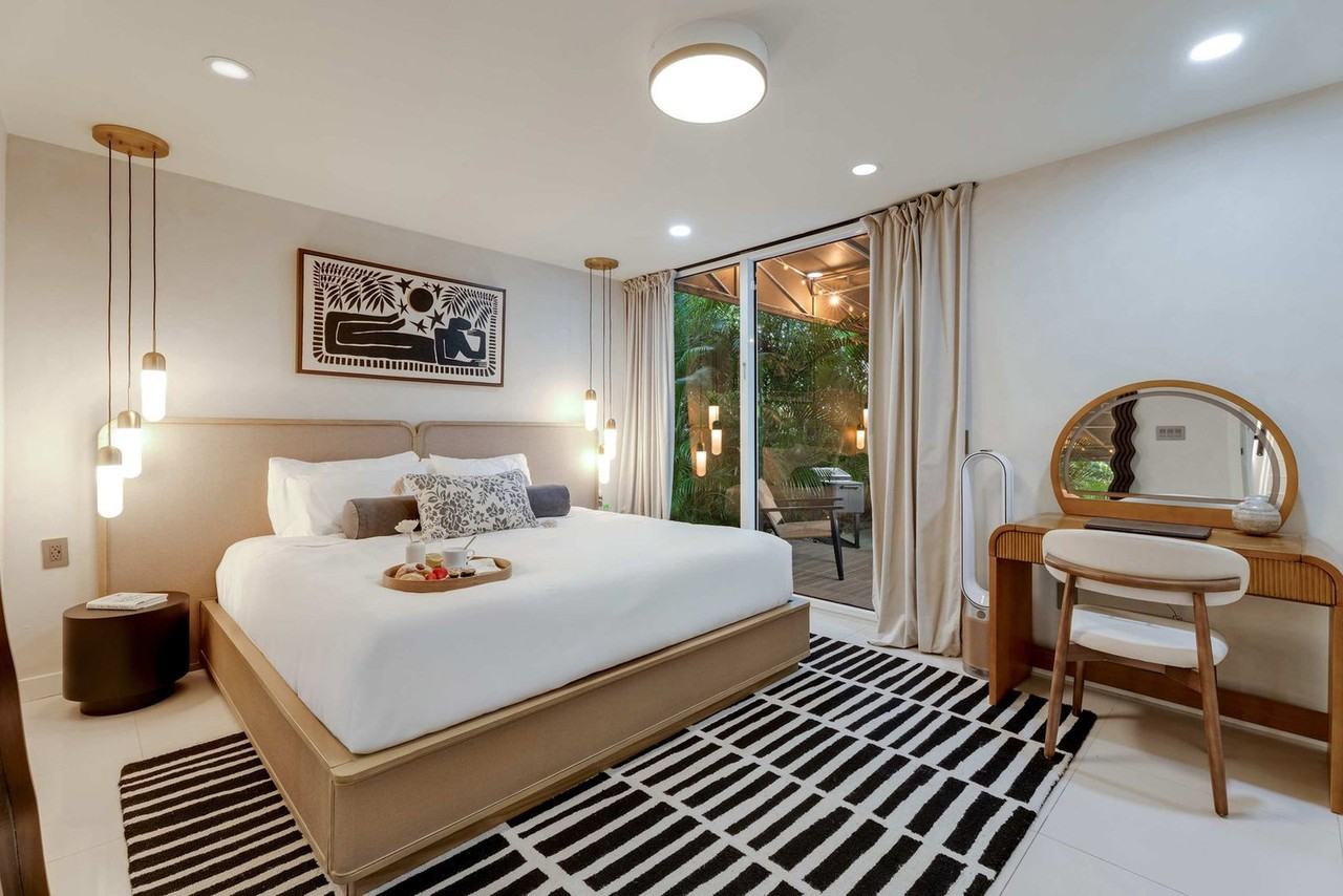 1884 Sw 17th St #1475833P - Photo 7 of 50