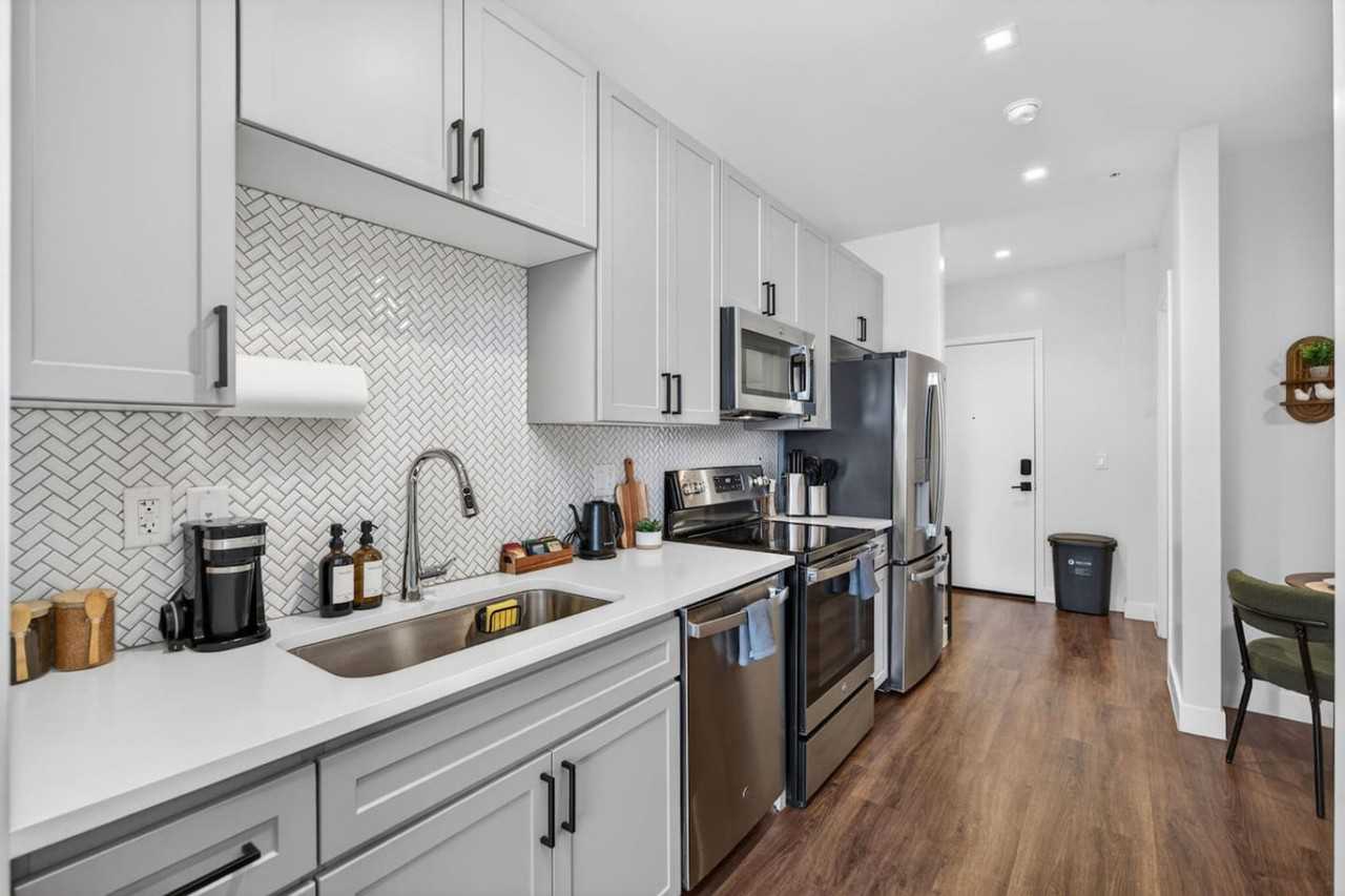 4225 N 32nd St #1492095P - Photo 2 of 29