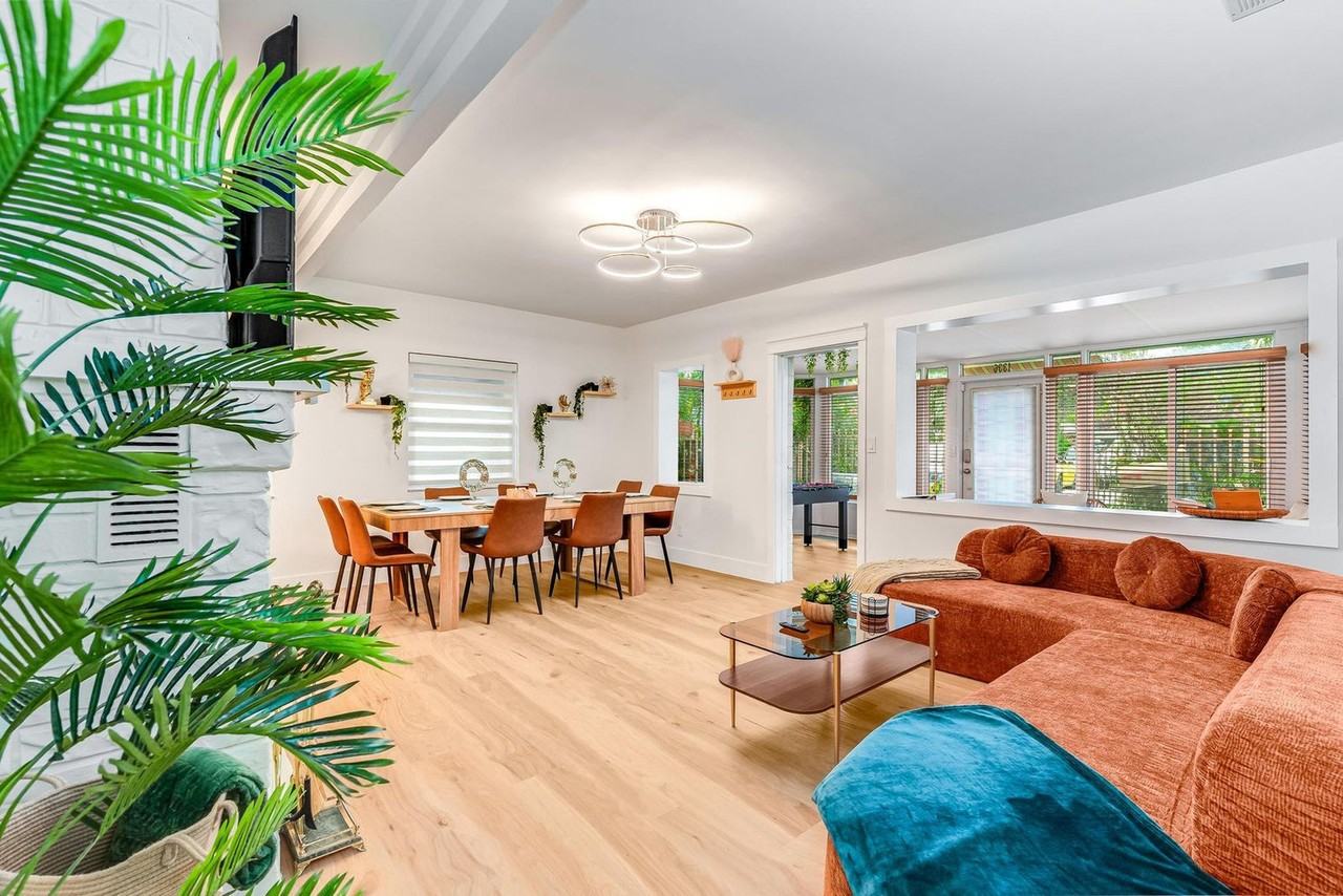 1336 Ne 14th Ave #1475647P - Photo 5 of 48