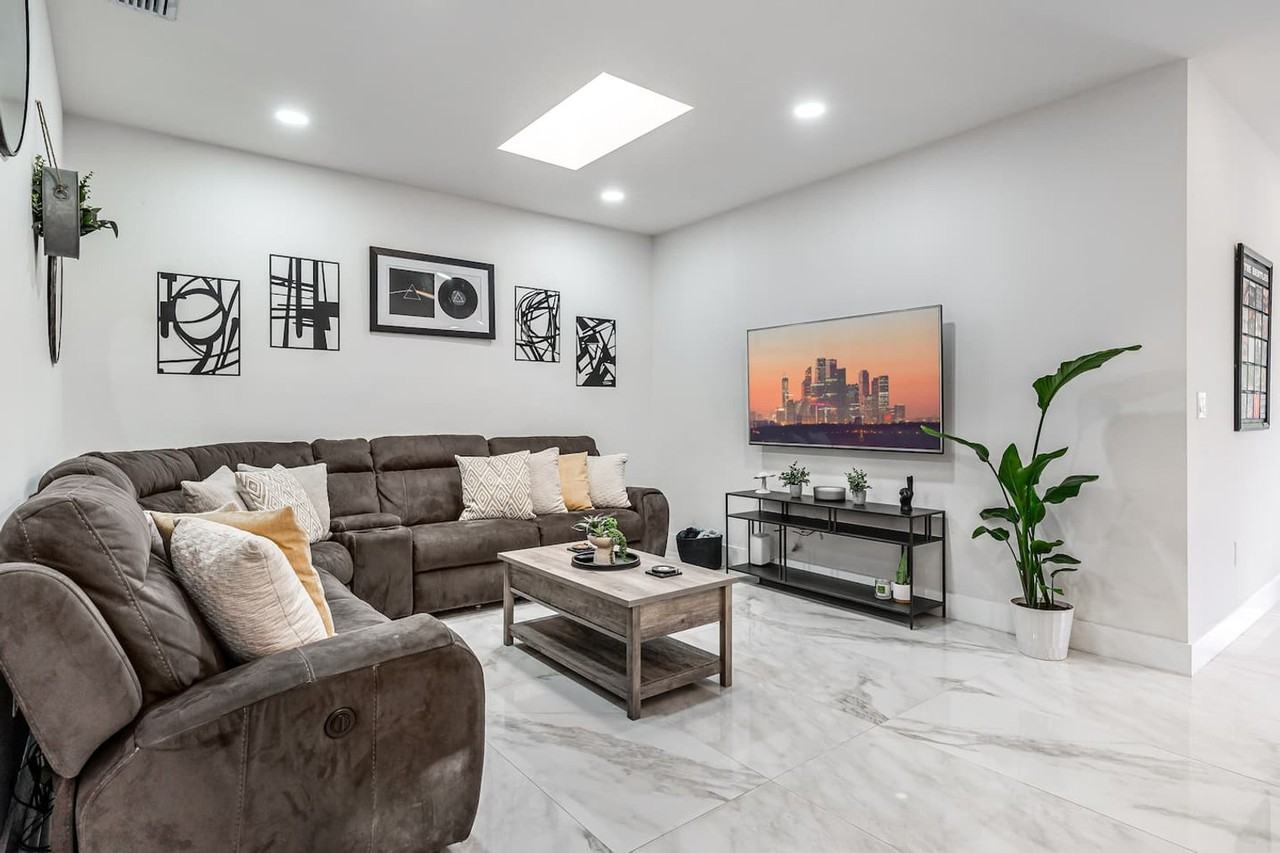 828 Sw 14th Ct #1475650P - Photo 4 of 47