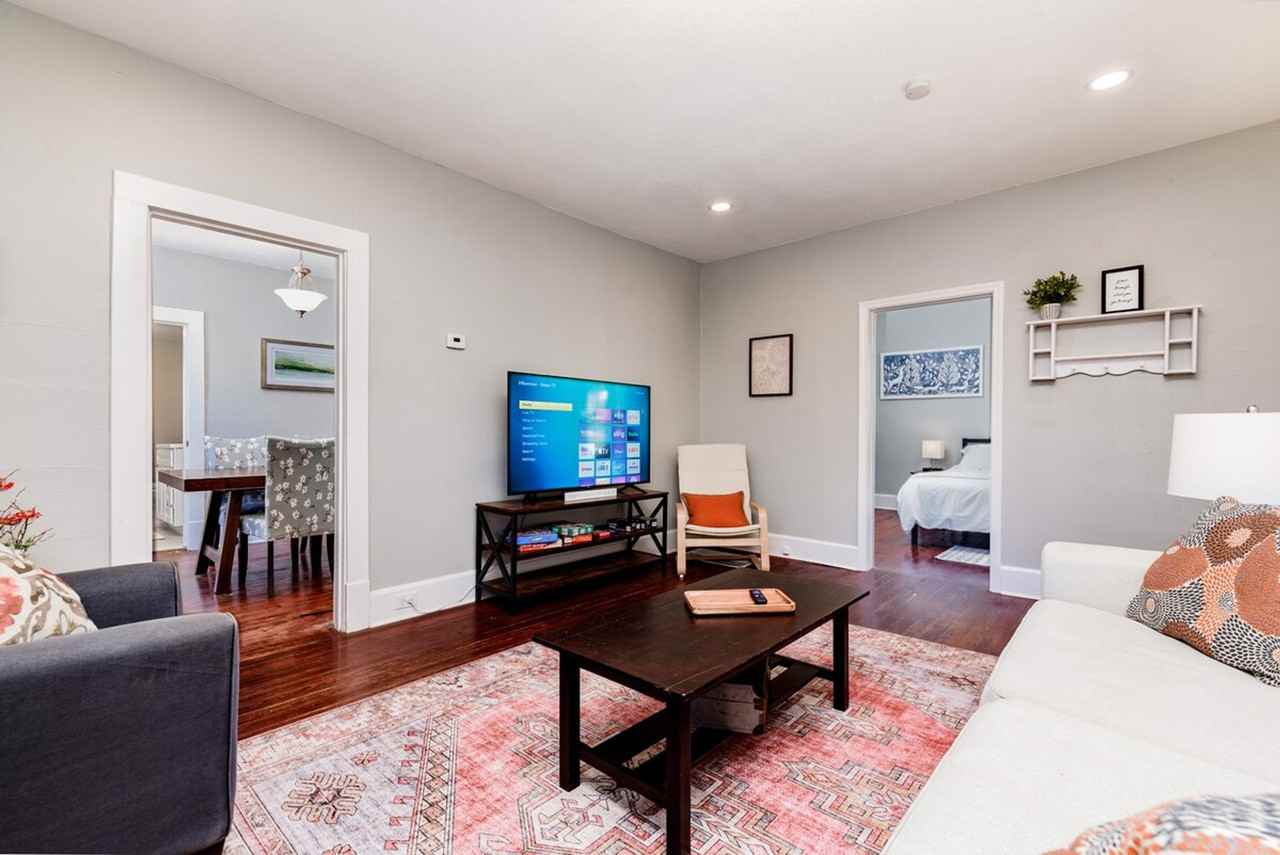 257 Gordon Pl #1472902P - Photo 3 of 33