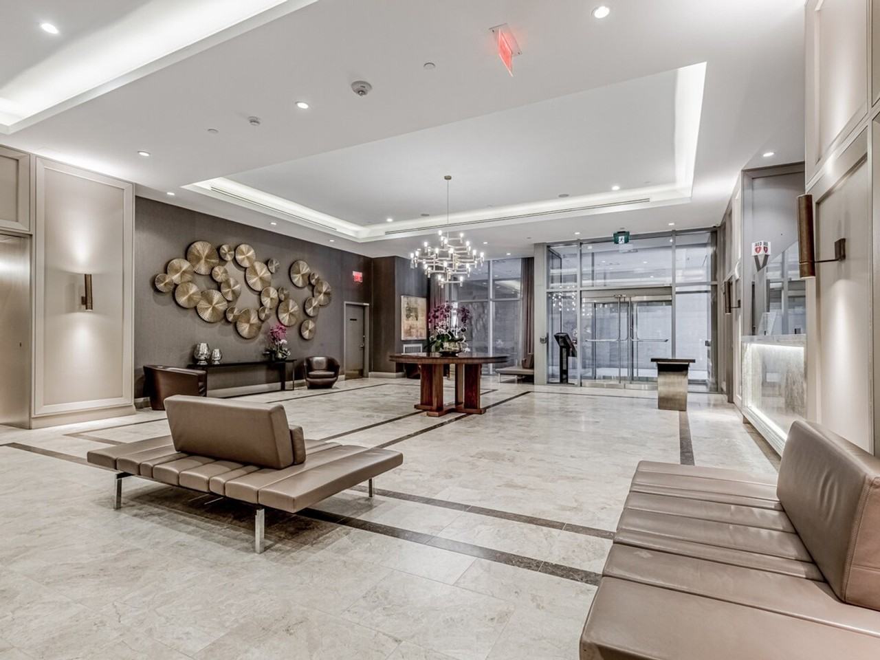 116 Yorkville Ave #1494686P - Photo 4 of 11