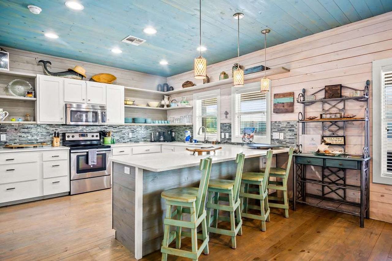 2727 Eleventh Street - Photo 6 of 46