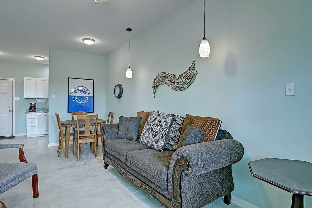 602 Sea Breeze Ln #1023162P - Photo 2 of 22