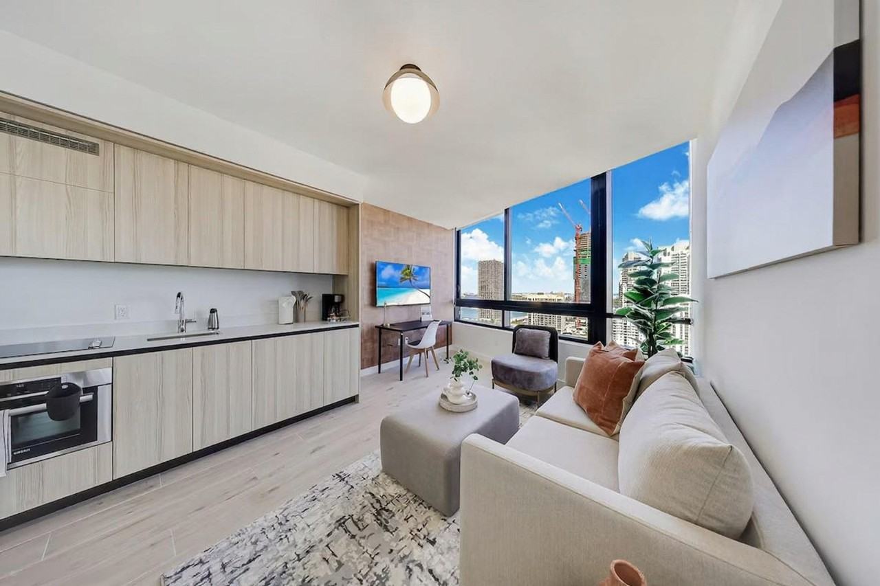 30 Nw 2nd St #1495835P - Photo 3 of 14