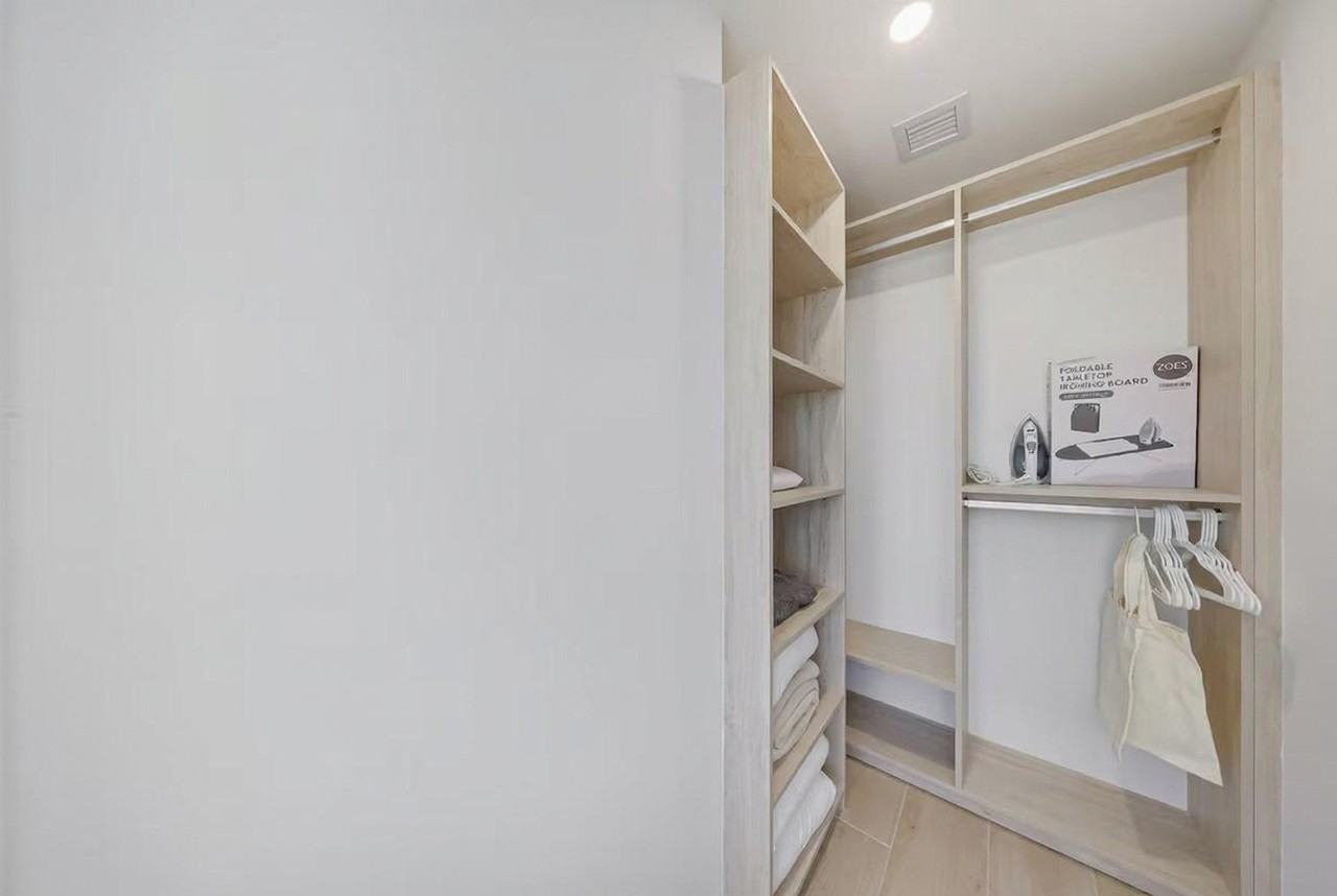 30 Nw 2nd St #1495835P - Photo 7 of 14