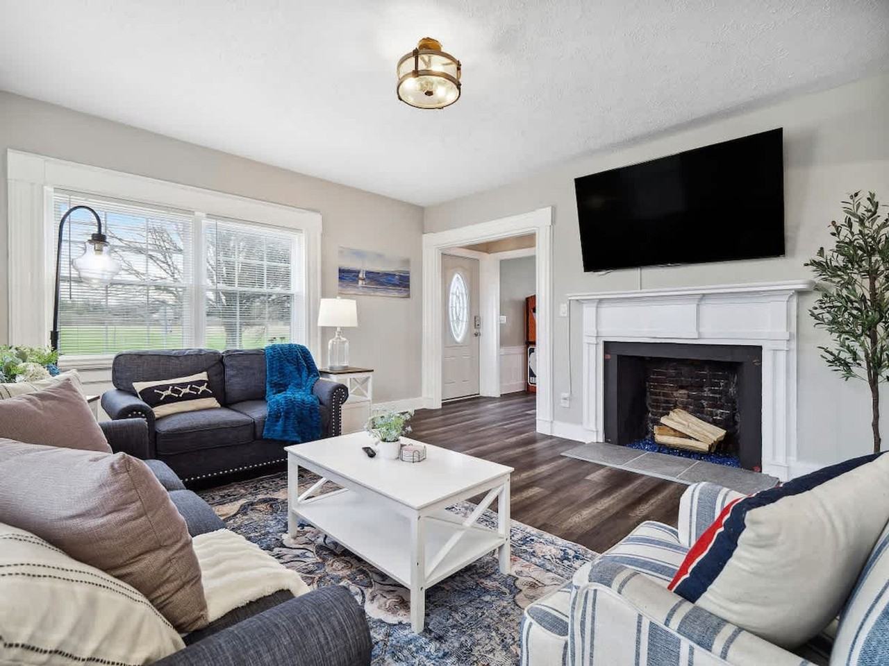 1610 Cooper Foster Park Road - Photo 4 of 101