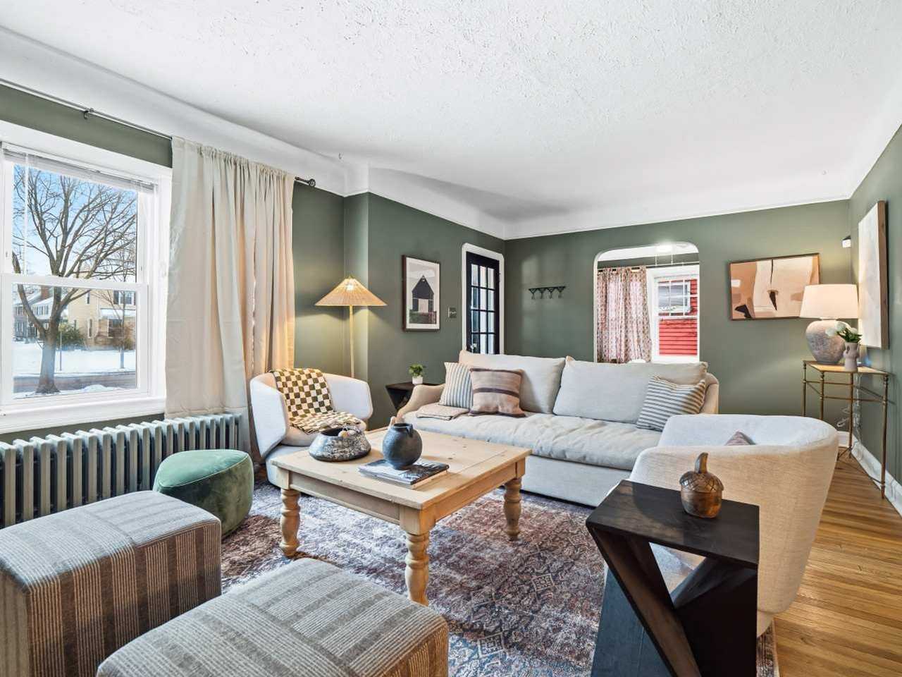 3621 Silsby Rd #1496056P - Photo 7 of 50