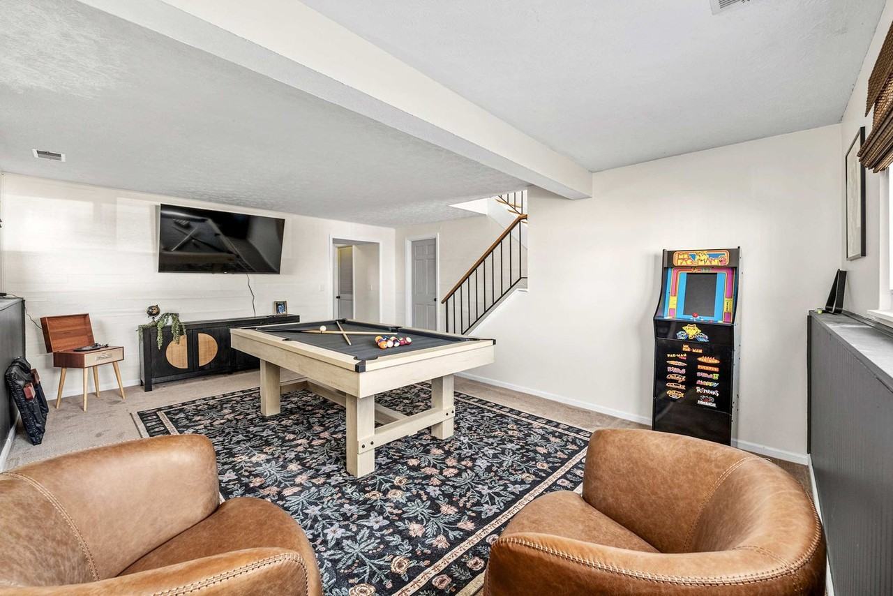 3491 Danbury Rd #1496136P - Photo 2 of 45