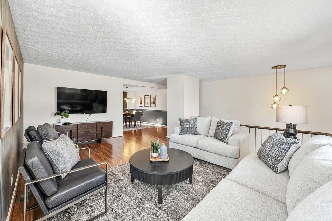 3491 Danbury Rd #1496136P - Photo 6 of 45