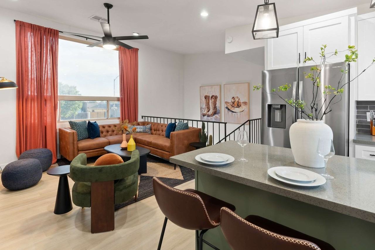 4530 W Paradise Dr #1496924P - Photo 5 of 50