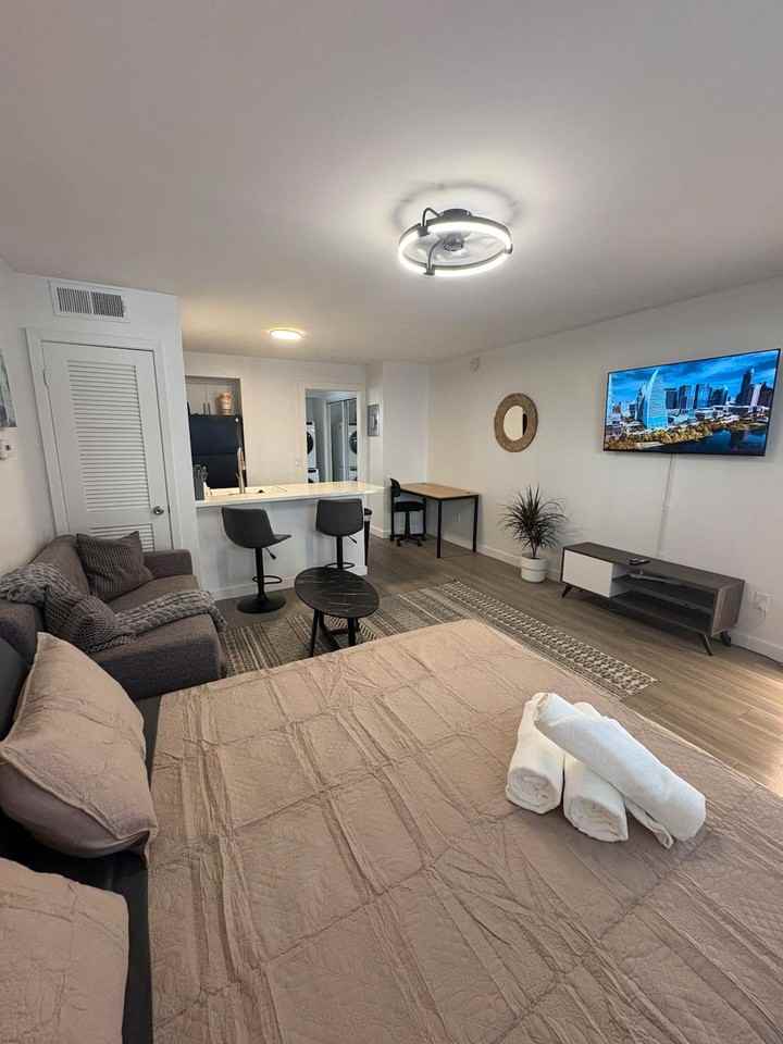 3006 Stoneway Dr #1497889P - Photo 4 of 17