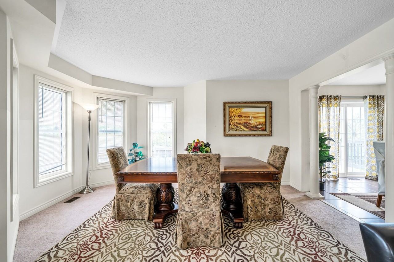 2 Stevensgate Dr #1498591P - Photo 7 of 35