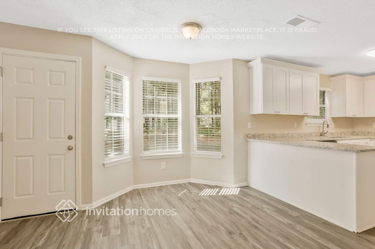 3081 Stonebridge Creek Dr - Photo 6 of 24