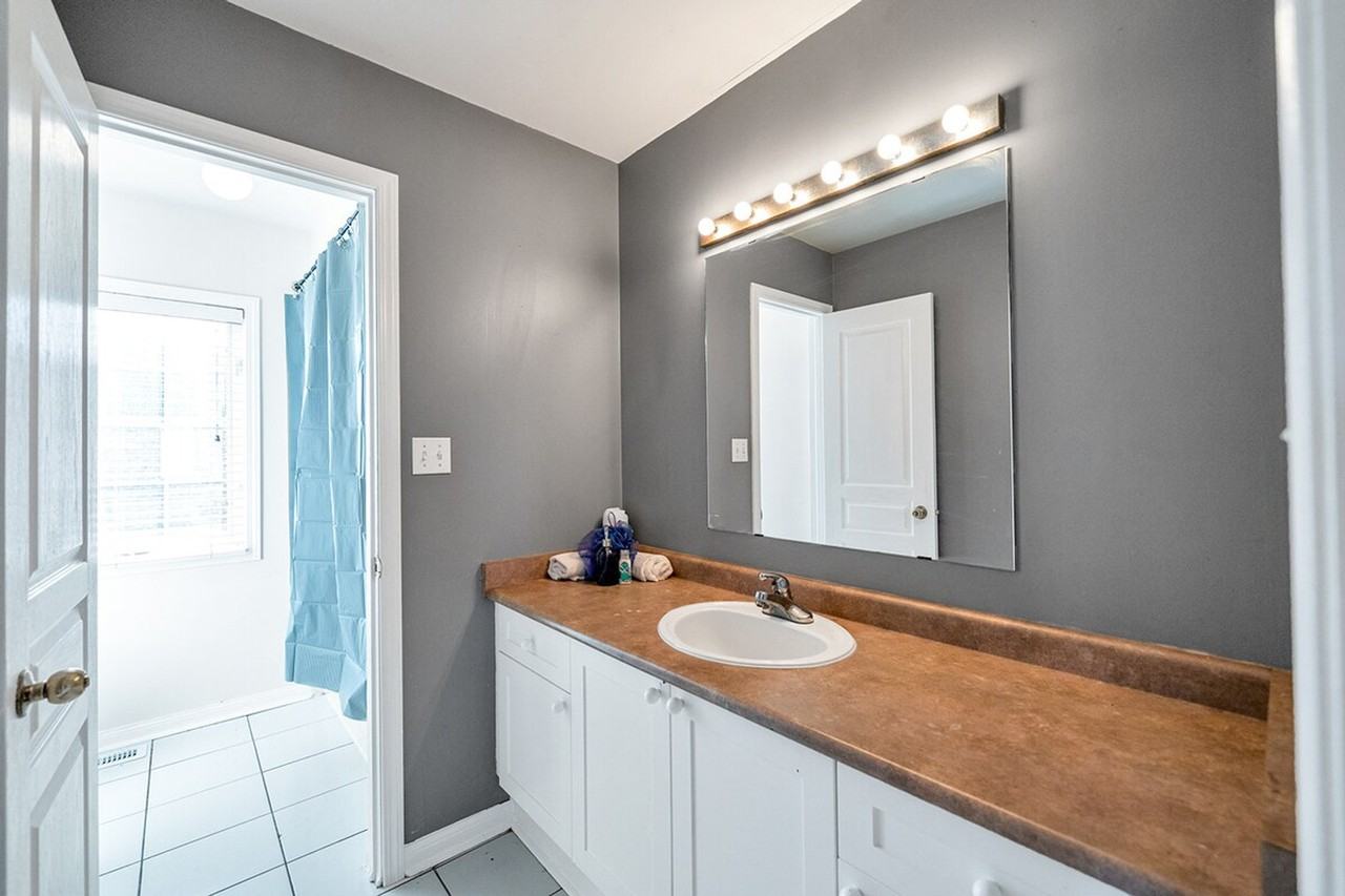 50 Dent St #1498590P - Photo 4 of 27