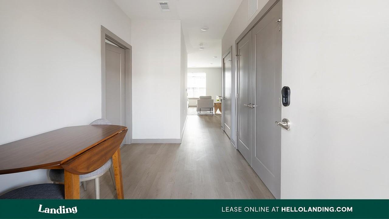 1801 Meridian St - Photo 5 of 50