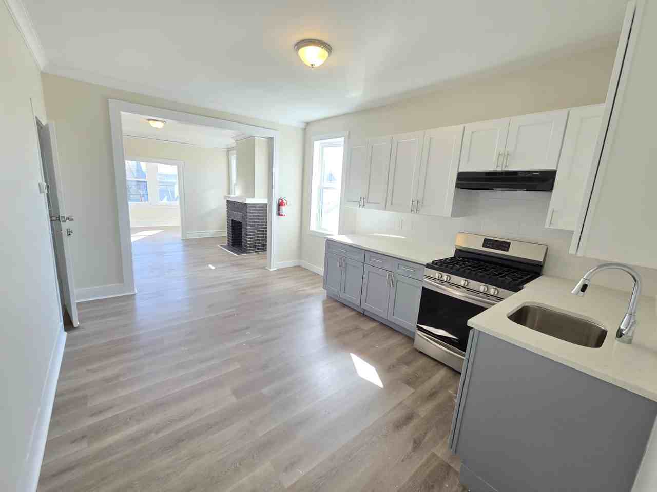 123 Vermont Avenue #2 - Photo 2 of 11