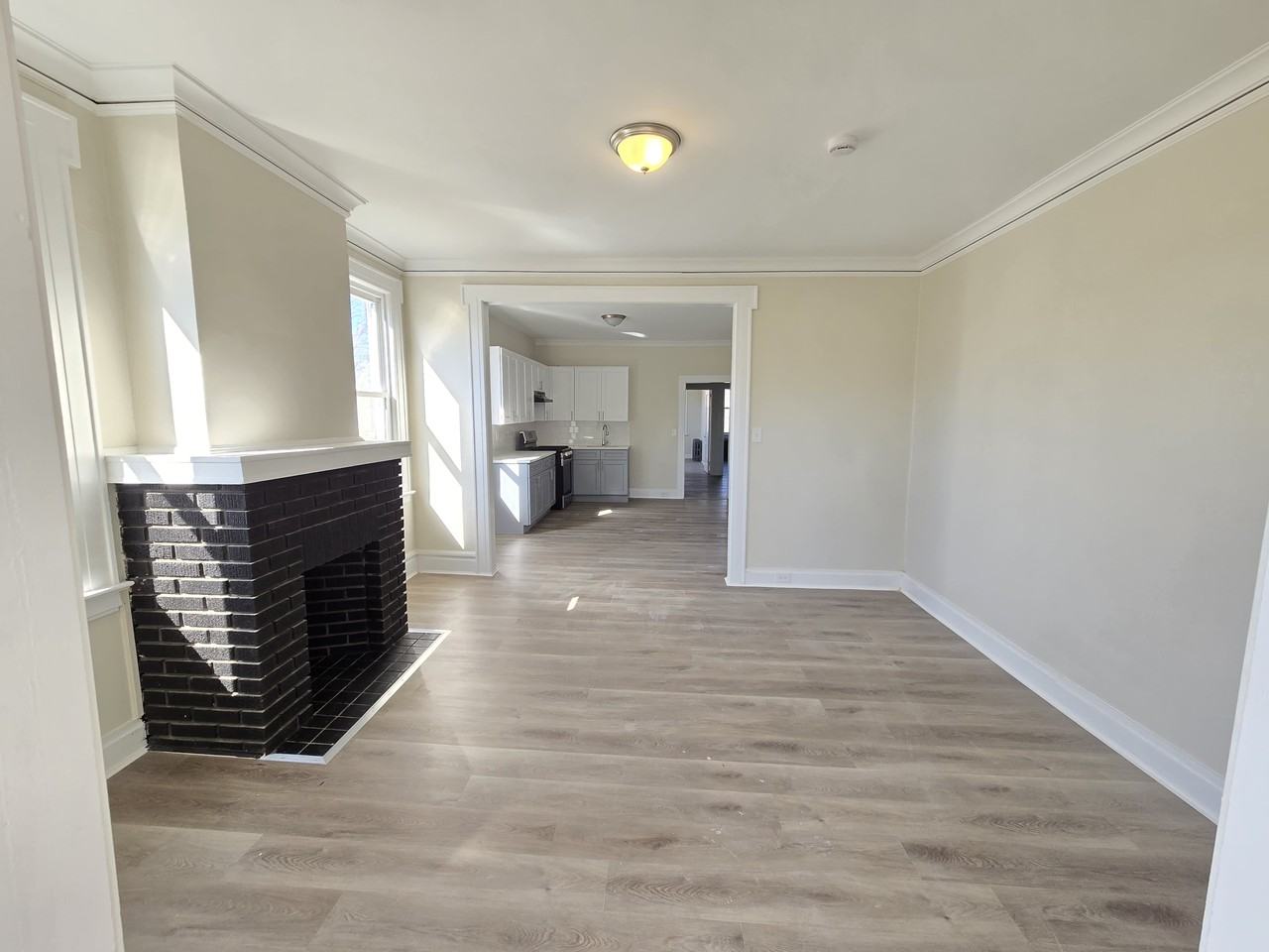 123 Vermont Avenue #2 - Photo 3 of 11