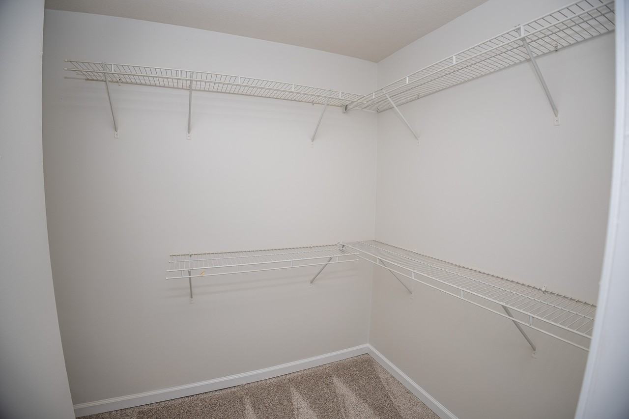 911 Ashley Dr #B - Photo 2 of 30