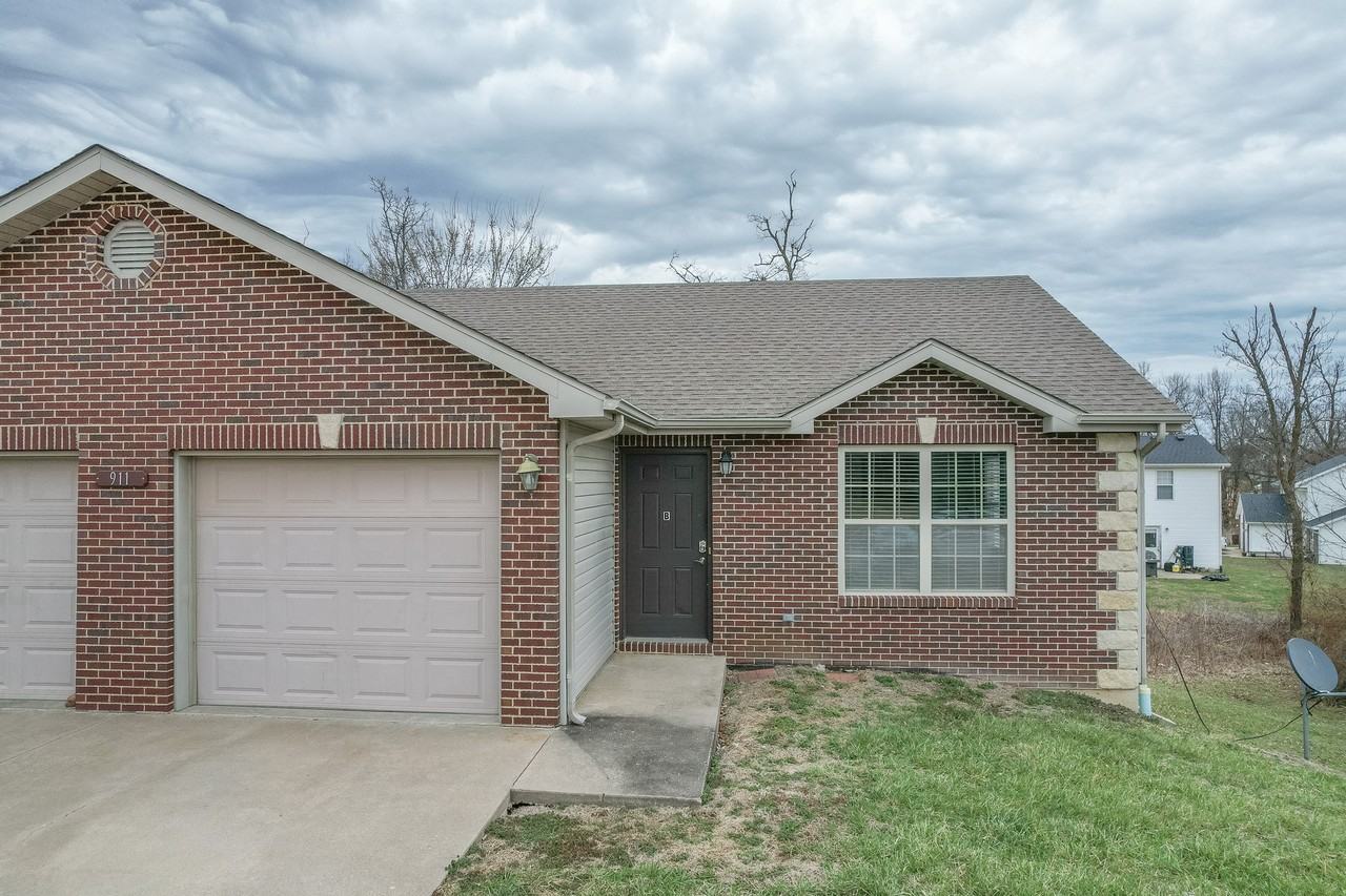 911 Ashley Dr #B - Photo 3 of 30