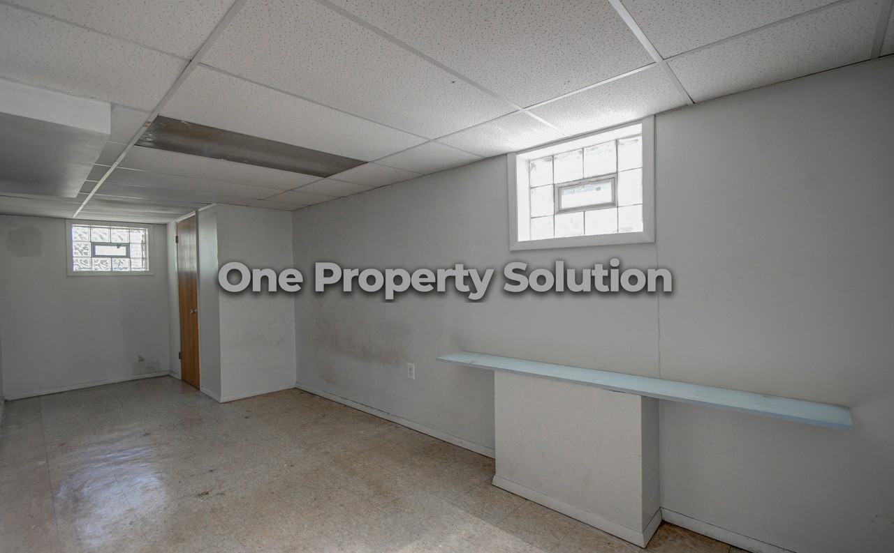 2157 Marshall Pl - Photo 2 of 27