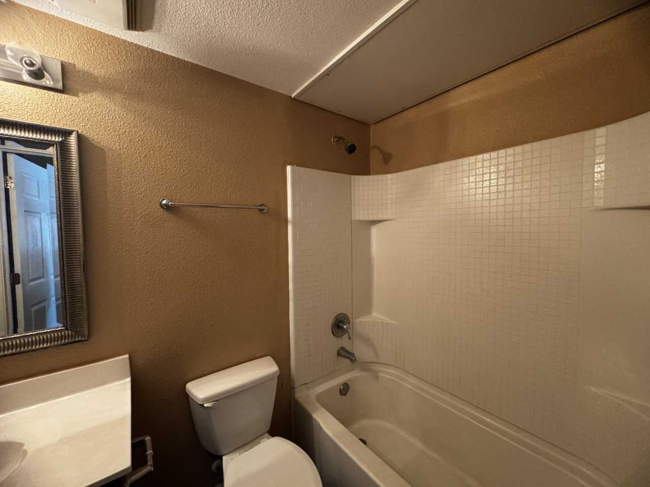 2521 Robert Wynn St #21 - Photo 4 of 7
