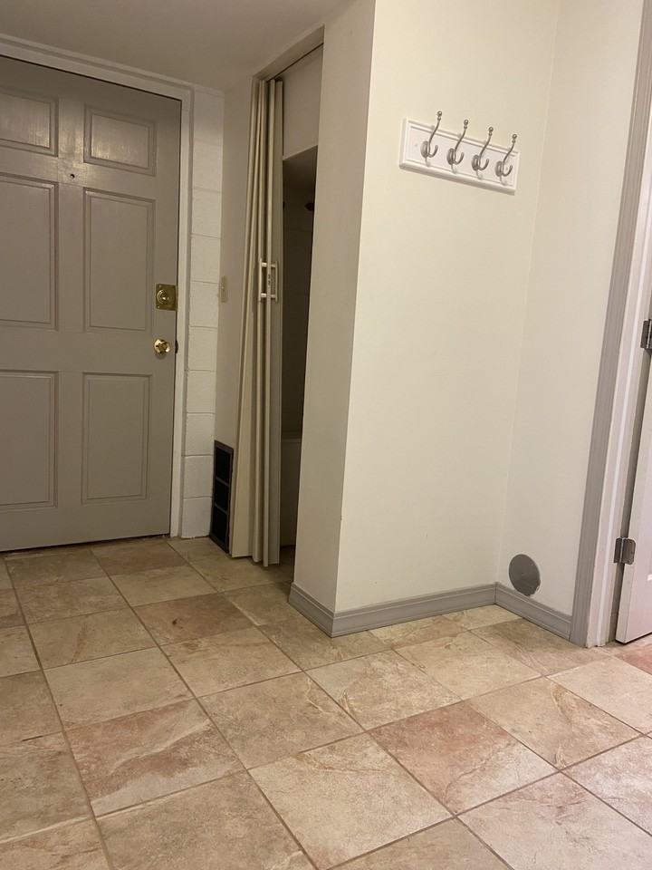 1014 W Bluff St #4 - Photo 6 of 10