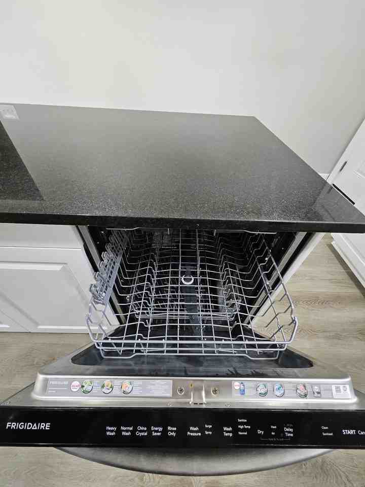 2425 Doctor A J Brown Ave #2425 - Photo 2 of 12